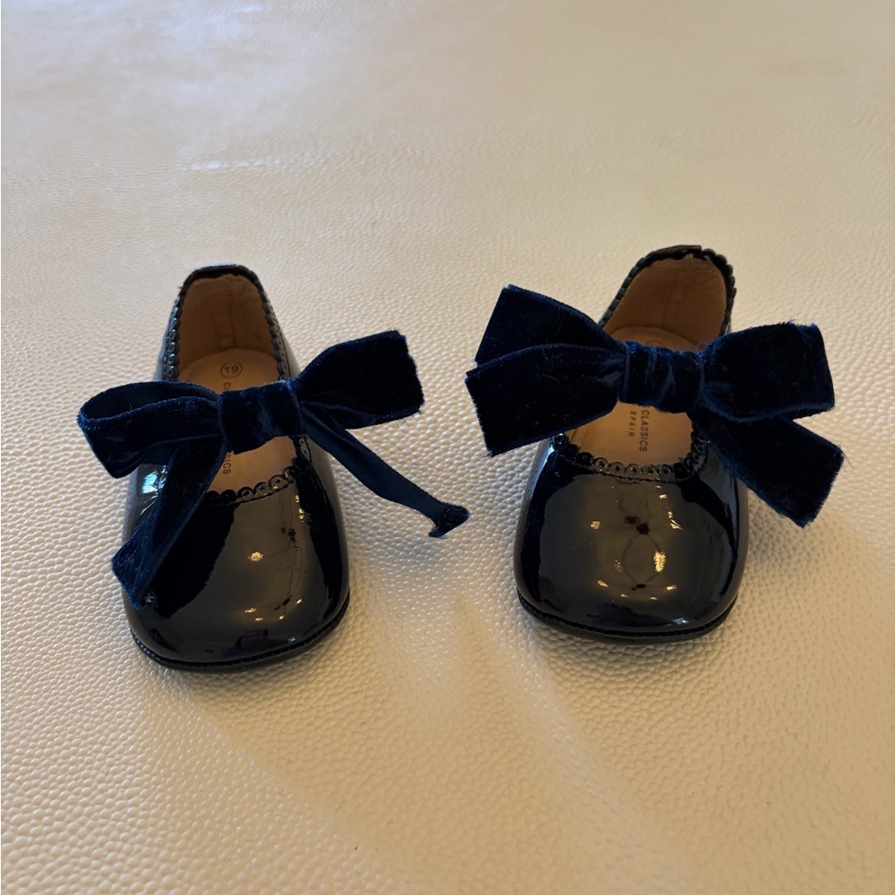 Children’s Classics Navy Blue Leather & Velvet Bow Pre-Walker Shoes- VGUC